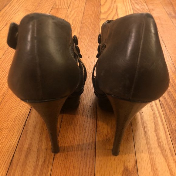 Steve Madden Luxe L-Button Cage Pump 8.5 - Picture 6 of 6